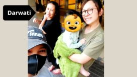 Unggahan akun Exo Kerrokerropi pada saat bertemu dengan Darwati dan majikannya