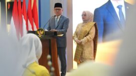 Menteri Pelindungan Pekerja Migran Indonesia Drs Mukhtarudin 