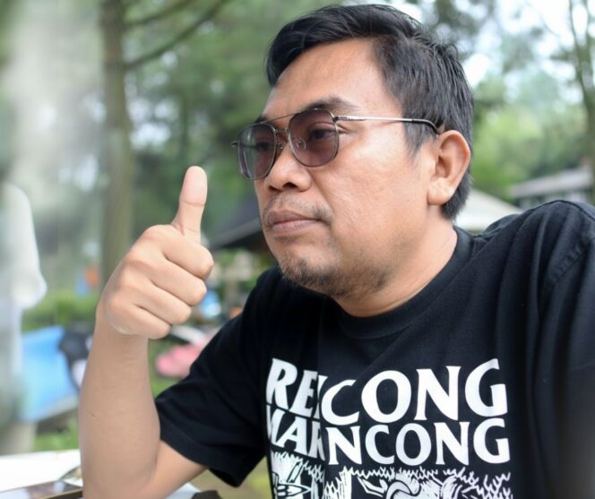 
					Foto Carkaya Aktivis dan Tokoh Masyarakat Indramayu