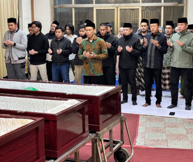 
					Sumber | Kadir Ajicom