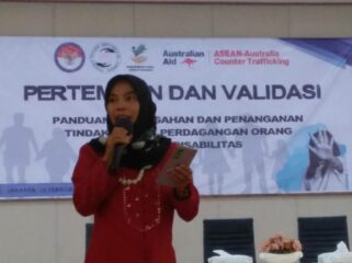 Suarni Daeng Caya Direktur Yayasan Sakura