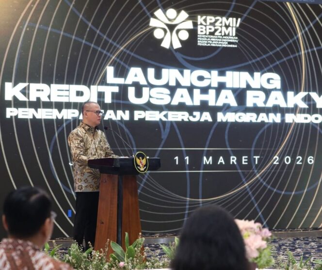 
					Menteri Mukhtarudin meluncurkan KUR PMI