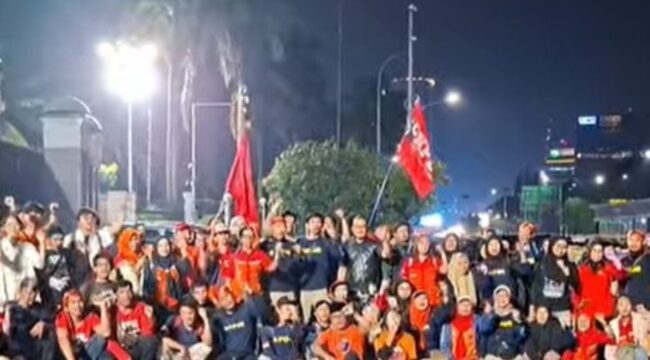 Suara Marsinah Peringati Hari Perempuan Internasional di DPR