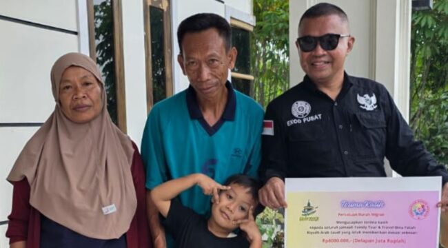 Agus, Gibran, Ade Saepuloh dan istrinya