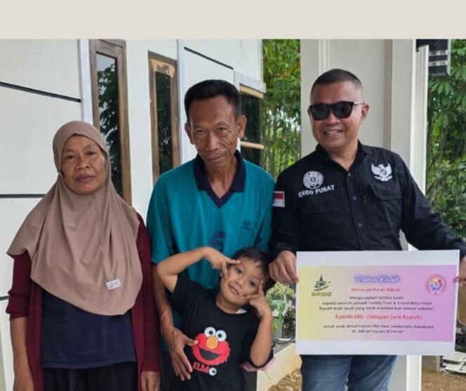 
					Agus, Gibran, Ade Saepuloh dan istrinya