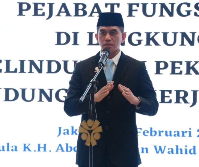 
					Sekretaris Jenderal Kemen  P2MI Dwiyono