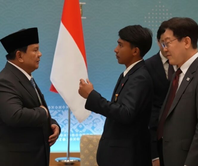 
					Pertemuan Prabowo-Sugianto di Istana Kpresidenan Korea Selatan