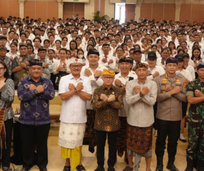 
					Menteri P2MI Mukhtarudin bersama Calon PMI Bulgaria