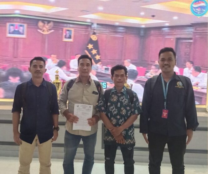
					Dua Orang Calon Awak Kapal Migran Didampingi Pengurus SBPI Melaporkan Direktur PT Neptunus Ancora Internasional