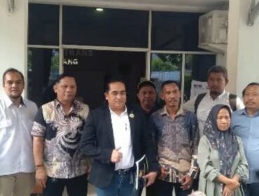 Tim Hukum Jabis Karawang, Syaripudin SH, MH, dan Pontas Hutahaen SH 