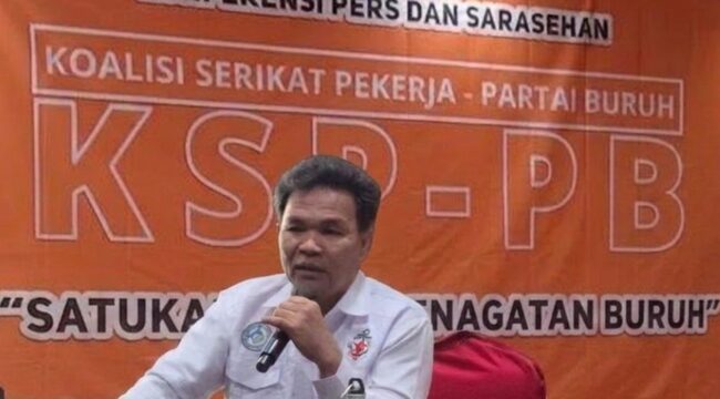 Ketua Serikat Awak Kapal Transportasi Indonesia (Sakti) Syofyan El Comandante 