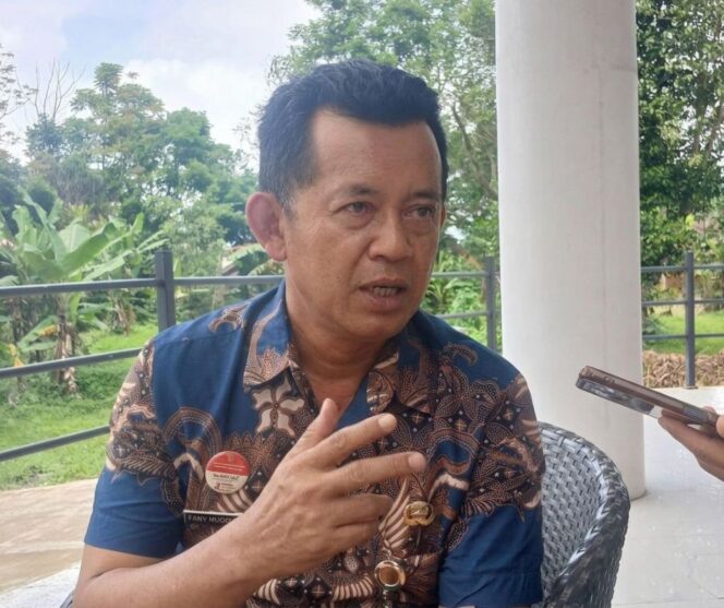 
					Kepala Disnakertrans Wonosbo Fany Muqorrobin, S.T., M.T