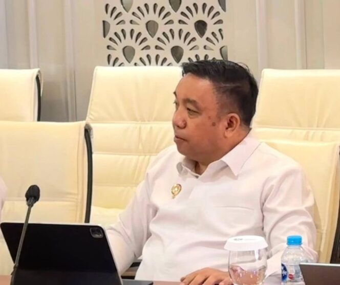 
					Direktur Kelembagaan Penempatan KP2MI Brigjen Pol Jefri Yanus