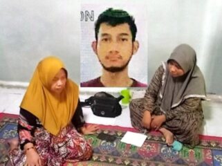 Ibu kandung Asmadi, Asiyah (kiri), meminta bantuan kepada PBM Banten untuk memulangkan anaknya