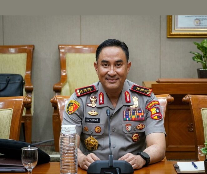 
					Relawan Jabis Karawang, Entis Sutisna, Sangat Mendukung Kapolri Suyudi Ario Seto, Berantas TPPO