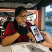 Kasus Ijazah Gibran di MK, Menjadi Pembicaraan Dikalangan Buruh Migran Indonesia di Singapura